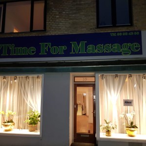  Time For Massage .   Vangede Bygade 39 , Gentofte 
Storkøbenhavn

Tel: 93964235 // #27