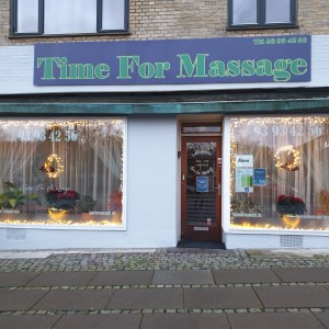  Time For Massage .   Vangede Bygade 39 , Gentofte 
Storkøbenhavn

Tel: 93964235 // #10