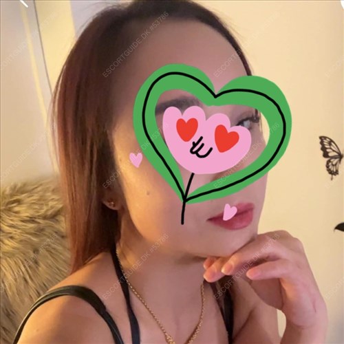 .Valby Massage Wellness . New Girl Nisa