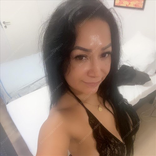   LAST DAYS  EMILY  BEAUTIFUL  MILF IN TUREBY / KØGE ✅️100% REAL ✨️✨️Great horny exotic girl * offer