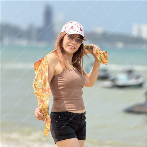 Pim Pim er ved Åmarken s-tog .9,-23 Varm  olie thai Tantra Mix Massage  i'm return open 18 may 