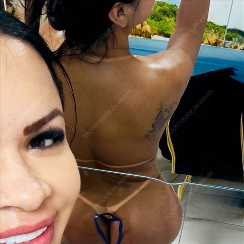 MARIA  A FEW DAYS BIG ASS NEW VIDEO AND PHOTOS BIG ASS 👑THE QUEEN OF FACCESSITING❄️OIL PARTY