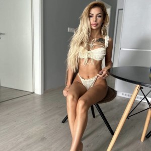 **CHARMING CHLOE DOLL**100%REAL**FIRST TIME IN CPH**CALL OR TEXT ME**I LIKE PARTY**
2300 K&#248;benhavn S

Tel: 91107501