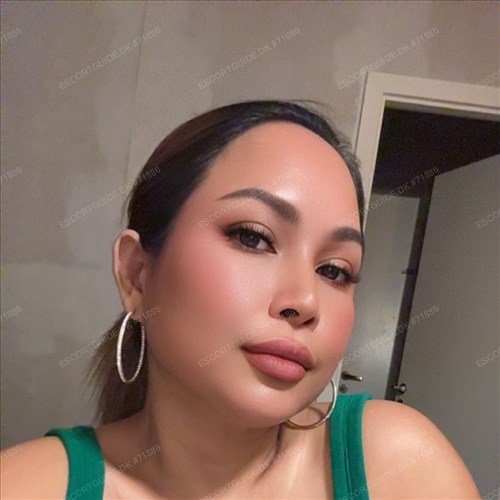 SOFIA: kæmpe bryster Tilbud 30 min B2B og pussy slide 700!! | ☎️ 60175789