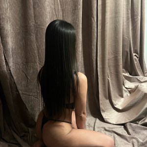 gorgeous thai girl very nice sexy and beautiful small body 
Nordsjælland

Tel: 81902442 // #2