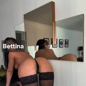 BETTINA Hot porno brunette 100 %Real 
København

Tel: 52738562 // #4