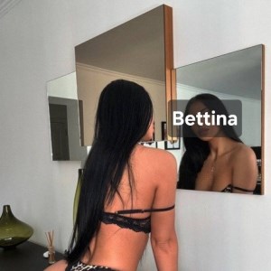 BETTINA Hot porno brunette 100 %Real 
København

Tel: 52738562 // #3