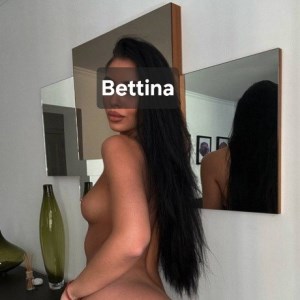 BETTINA Hot porno brunette 100 %Real 
København

Tel: 52738562 // #2