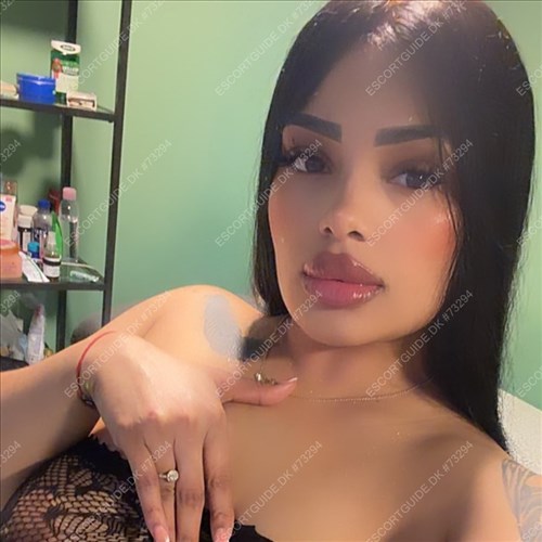 I'm SOPHIA, a great professional blowjob giver with a big ass 🍑 New in DK 💦🍑🌹 Party 24/7 🎉