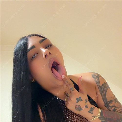 I'm SOPHIA, a great professional blowjob giver with a big ass 🍑 New in DK 💦🍑🌹 Party 24/7 🎉