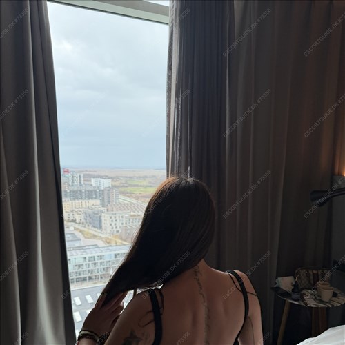 Hot girl🍓PORNSTAR/PARTY/INCALL/OUTCALL/DUO