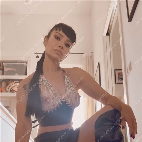 Siena - Awaken Bliss Tantric Energy Orgasm Massage