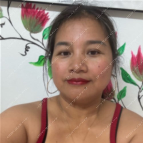 Glad opmærksom ,dygtig til massage og lidt “fræk” | ☎️ 52761991