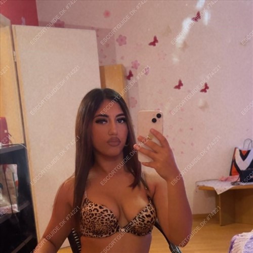 New girl in town full service call me babe