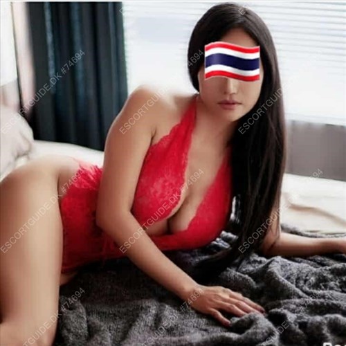Ny Thai pige  | ☎️ 78800308