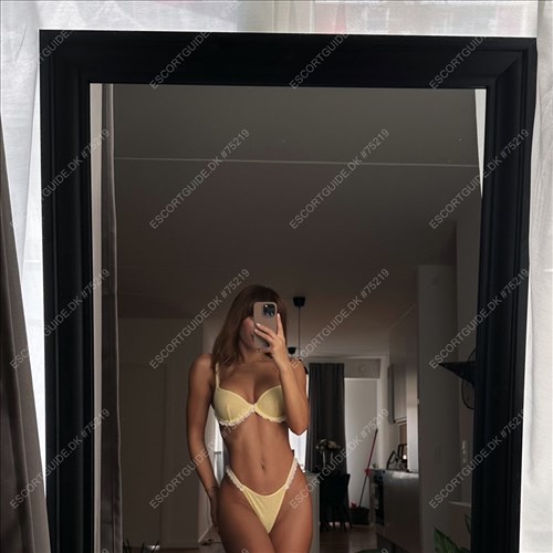 Sweet and Passionate Meli💕in Kph/Ørestads👩‍❤️‍💋‍👨curvy/fit and amazing body🌸b2b massage💕DUO av