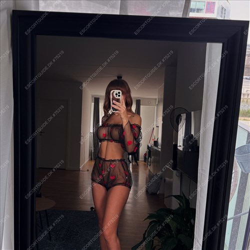 Sweet and Passionate Meli💕in Kph/Ørestads👩‍❤️‍💋‍👨curvy/fit and amazing body🌸b2b massage💕DUO av