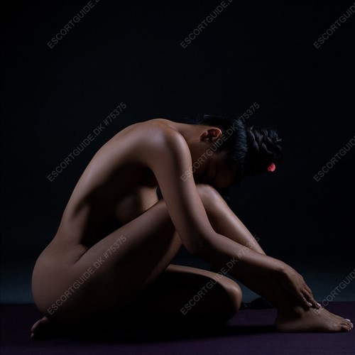 TANTRA THE SACRED ART OF CONSCIOUS TOUCH 