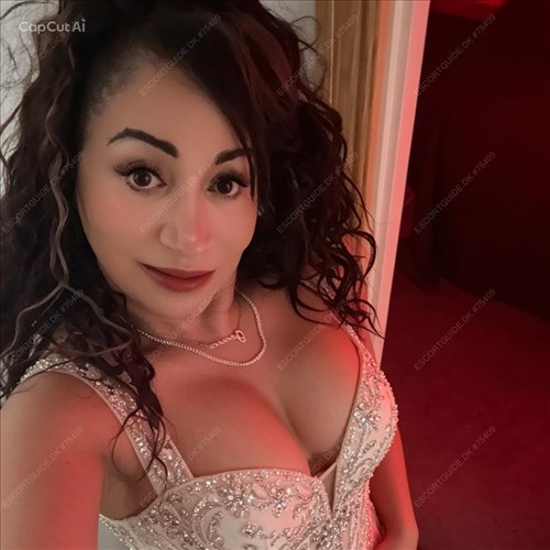 Angie volcano hot 🔥 Latina party 24/7 