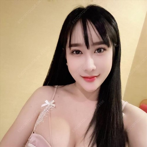 💥💥Chili Hot Thai girl beautiful  kys med tunger💥💥.