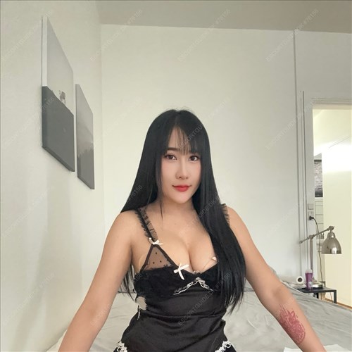 💥💥Chili Hot Thai girl beautiful  kys med tunger💥💥.