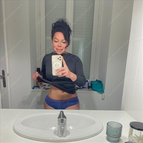 Ts VIVIANY, Venezuelan, first time in Copenhagen