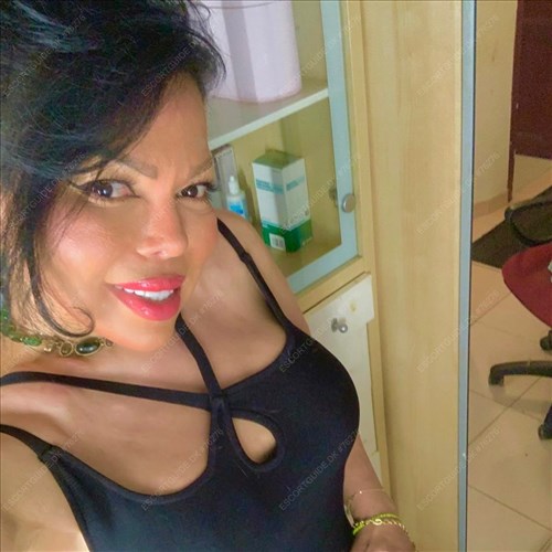 Ts VIVIANY, Venezuelan, first time in Copenhagen
