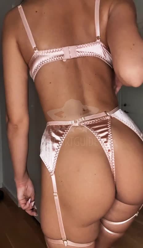 Just a few more days /Daisy GFE 🌼🌼 sweet and naughty🧁🧁Try me | ☎️ 50128219 (Video)